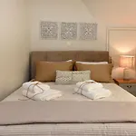 Almanza Apartment Syros