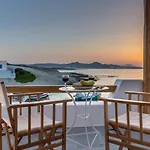 Manolis And Filio Home -By The Sea