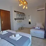 Sergios Apartments 7