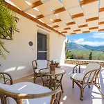 Parasporos Villa - Private Pool - Beach Access