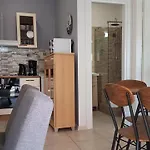 Sky Apartment - Athens Center, 5 Bd, 4 Bath