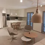 Pink Rose Luxury And Comfort Apartment At The Centre Of Preveza