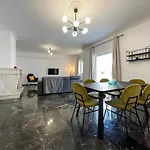 Filis Spacious 105Sqm Apt In Viktoria