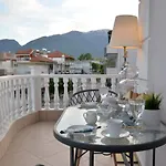 Epavlis Luxury Apts
