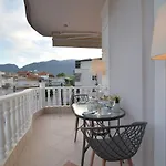 Epavlis Luxury Apts