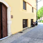 Old Kamares Apartment