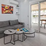 Studio Penthouse Near Acropolis Museum By Ghh