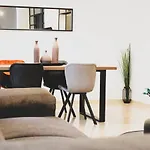Sunlight - Volos City Center Spacious Modern Apartments