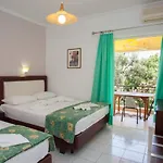 Dimosthenis Apartments