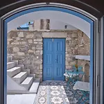 Retreat Paros - The Arch Apartment