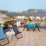 Nice House Close To The City Centre!