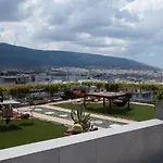 Gorgeous Penthouse With Private Jacuzzi And Amazing View!