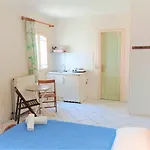 Marias' Quiet Apartment With Parking, Walk To Lefkada Town