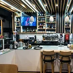 Blackhaus Apartments