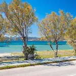 Nikos Sea View Apartments