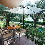 Direne Apartments