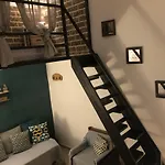 Small Cosy House Lavrion