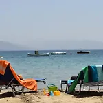 Knossos Hotel
