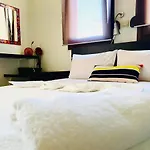 Helen'S Beach House