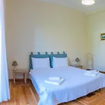 The Athenian House -Duxiana Bed