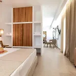 Apleton Suites