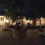 Villa Avli