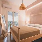 90M2 Luxury Apartment In The Heart Of Athens - Living Stone Sunstone