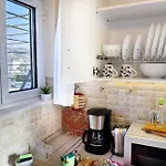 Lovely Petit Studio In Athens
