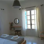 Spacious Paros, Lefkes House With Awesome View