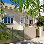 Beautiful House With Garden & 3 Bedrms_5' To Metro