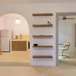 Charming Cozy Suites