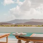 Amarelo Suites