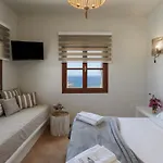 Africanis Suites