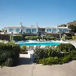 El Mar Estate & Villas