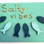 Salty Vibes -Tolo