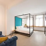Monk Monastiraki Suites