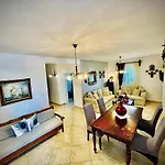 Villa Arietta Santorini