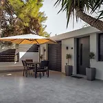 Kavouri Seaside Luxury Bungalow