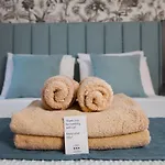 Phaedrus Living Executive Kriel Suites 101