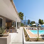 Arion Seaside Suites