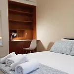 Apricot Apartment - Athens Center, 6 Bd, 2.5 Bath