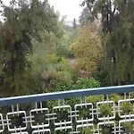 Apricot Apartment - Athens Center, 6 Bd, 2.5 Bath