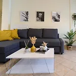 Yellow Fresh Apartment-City Center