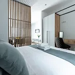Phaedrus Living Deluxe Kriel Suites 002