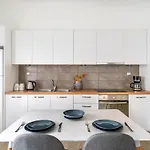 Morum Athens Urban Stay