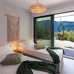 Villa Theia