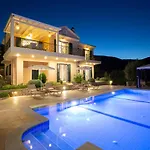 Villa Phaedra, Inoro Villas