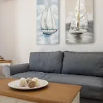Elegant 2Bd Apartment
