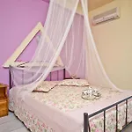 Sea View Apartments & Studios