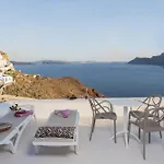 The Architect'S Cave House
